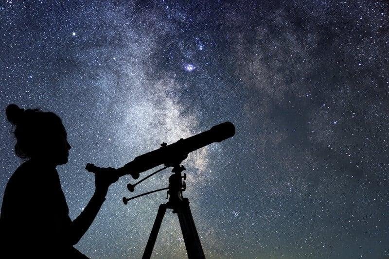 Best-Stargazing-Apps-For-iPhone-And-Android-Free-And-Paid02.jpg