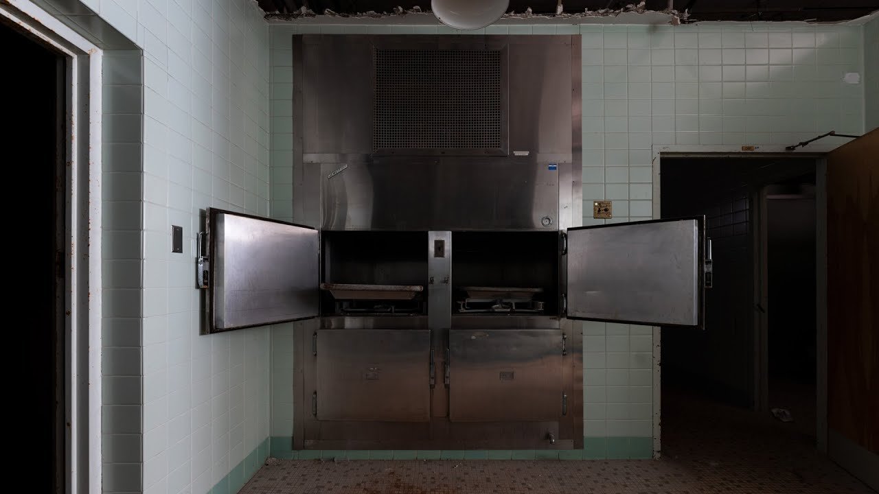 hospital-de-ensino-abandonado-gigante-encontramos-o-morgue